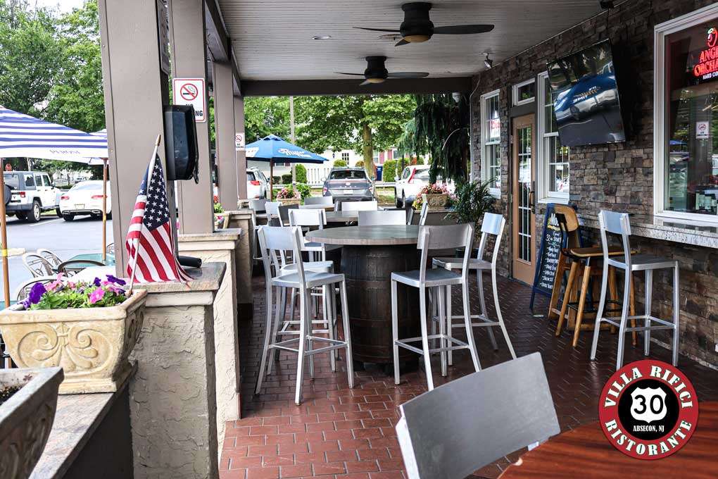 Family dining South Jersey